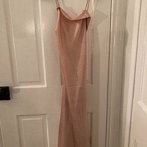 ASTR The label Gaia midi dress! Size XS